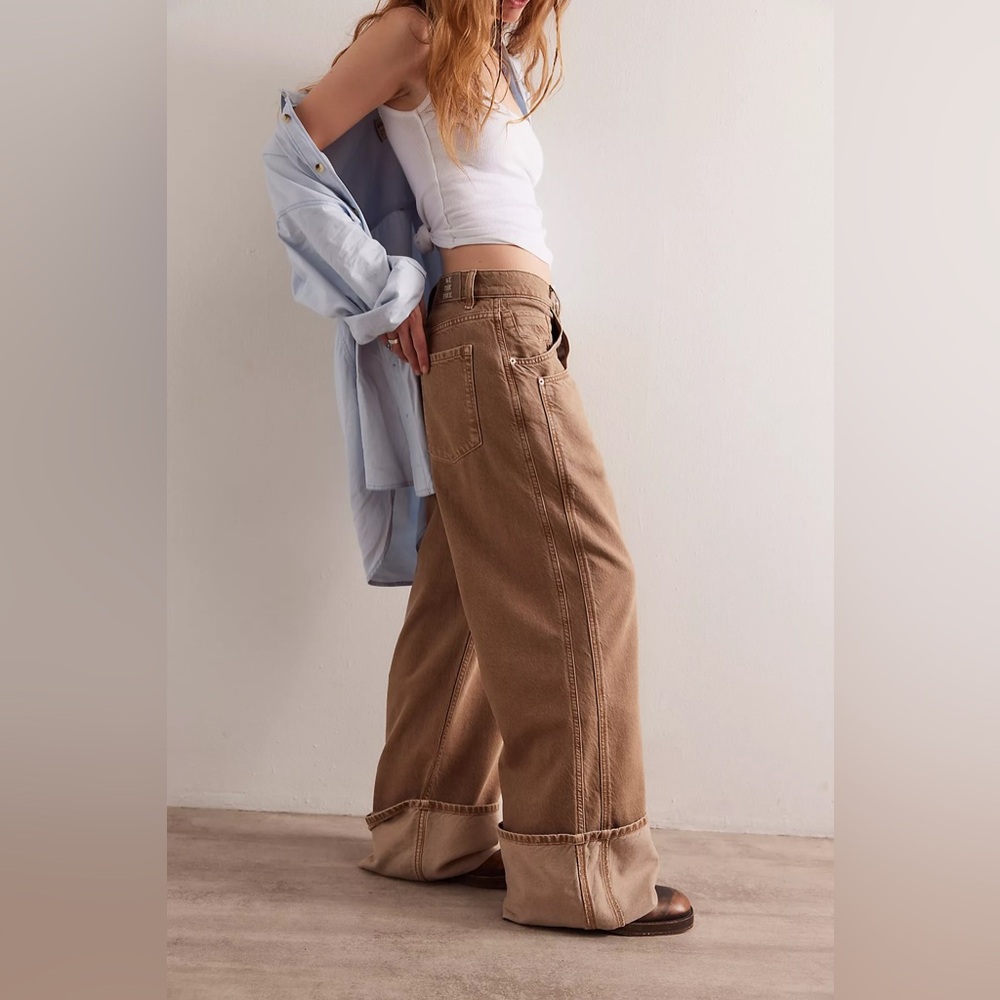 We The Free Beige Cuffed Boyfriend Jeans - Picture 2 of 6